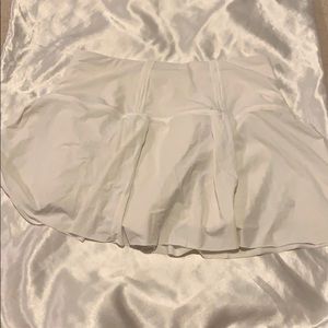 White lululemon skirt